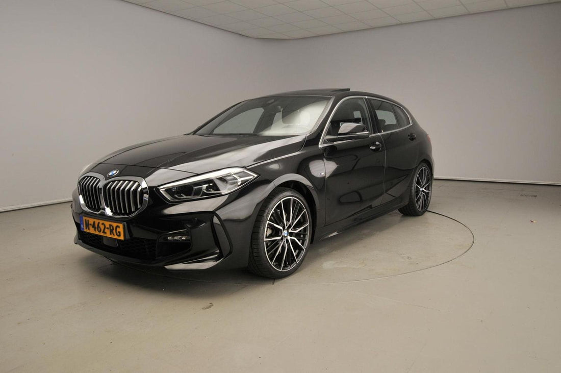 BMW 118i M Sport F40 – Steptronic — vue 40