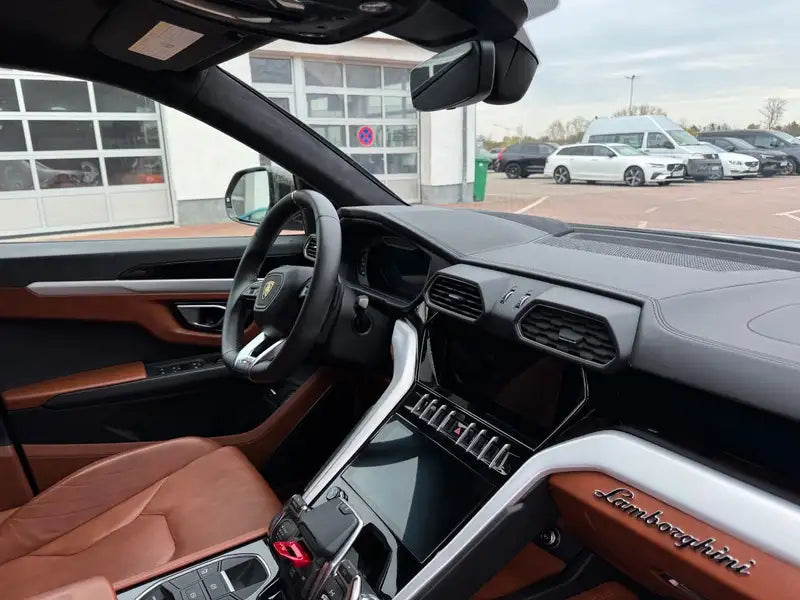 Lamborghini Urus LP650 2020 – Pano, HUD, 23″ – 56 000 km — vue 5