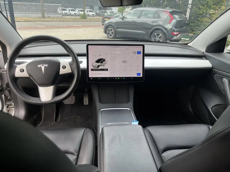 Tesla Model 3 Standard RWD Plus 60 kWh – 03/2021 – 59 528 km — vue 8