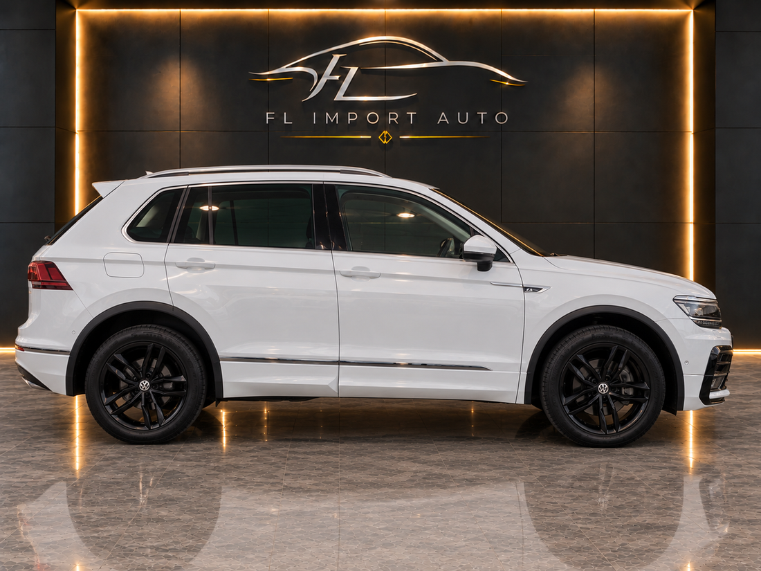 Volkswagen Tiguan Highline R-Line 2.0 TSI 220 ch – 2018 – 99 700 km – Automatique 4Motion — vue 2