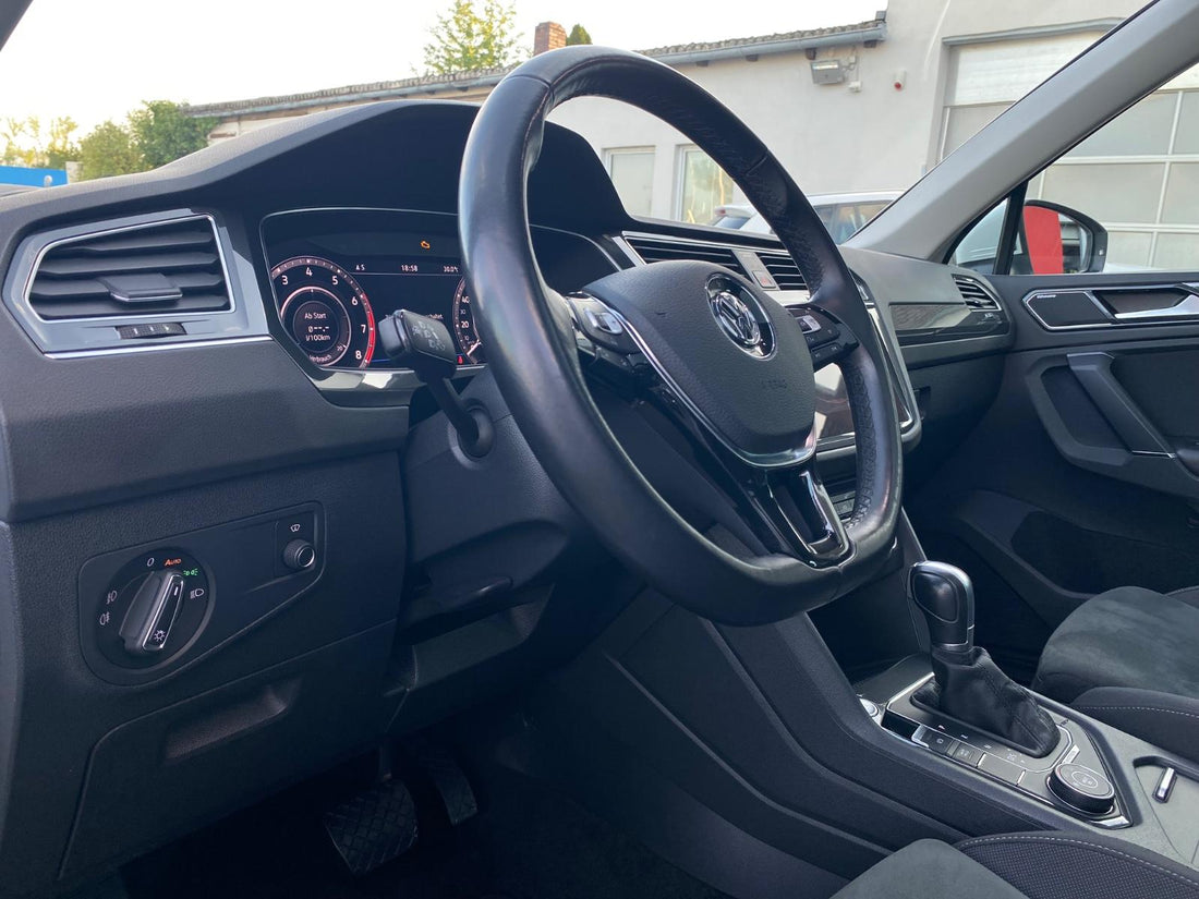 Volkswagen Tiguan Highline R-Line 2.0 TSI 220 ch – 2018 – 99 700 km – Automatique 4Motion — vue 7