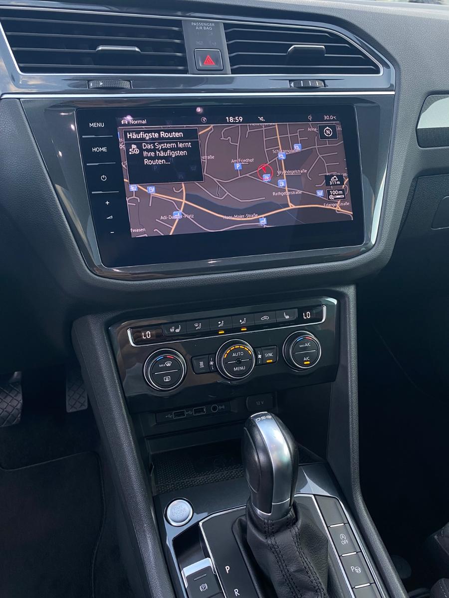 Volkswagen Tiguan Highline R-Line 2.0 TSI 220 ch – 2018 – 99 700 km – Automatique 4Motion — vue 9