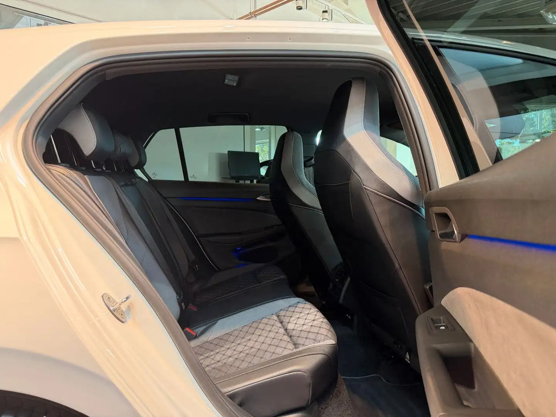 Volkswagen Golf R-Line 1.5 eTSI 131 ch — 2024 — 84 190 km — Automatique — vue 12