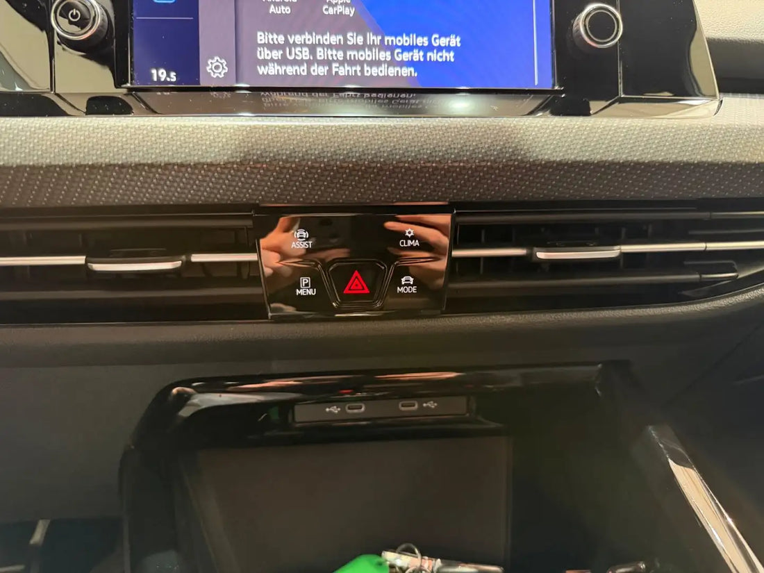 Volkswagen Golf R-Line 1.5 eTSI 131 ch — 2024 — 84 190 km — Automatique — vue 19