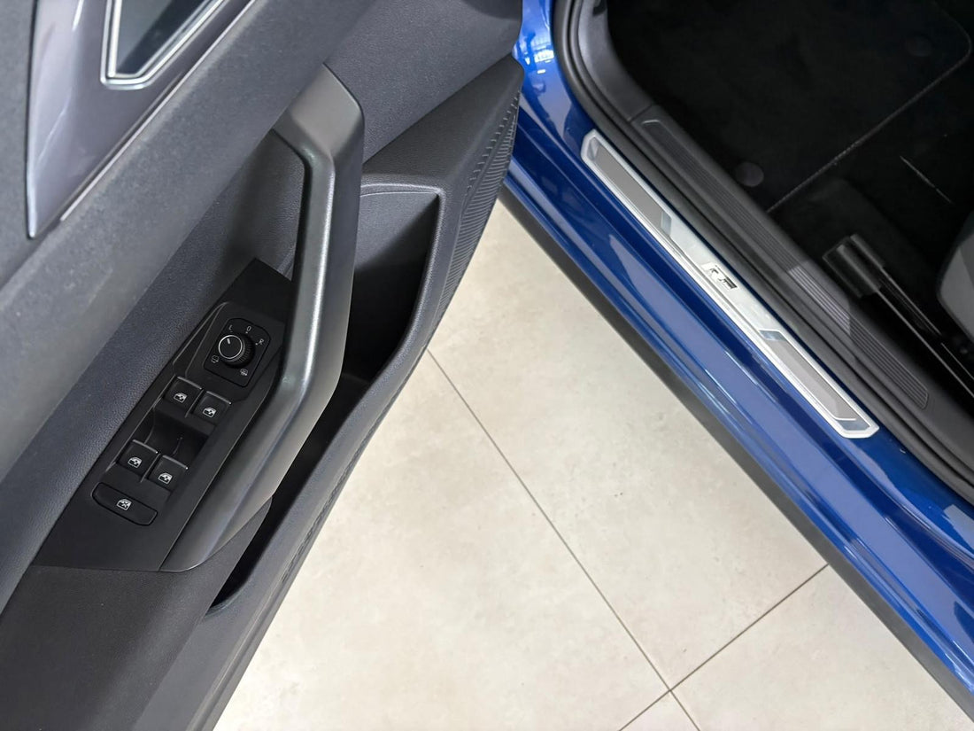 Volkswagen Polo Highline R-Line 1.0 TSI 110 ch – 2020 – 32 280 km – DSG — vue 13